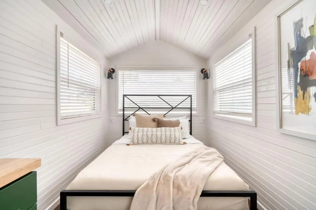 Holiday home Stay Portland - Noir-Emerald Modern Tinylux In Portland