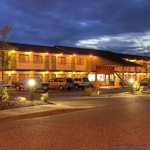 Chestnut Tree Mall 205 Motel